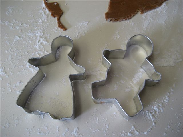 decorating cookies